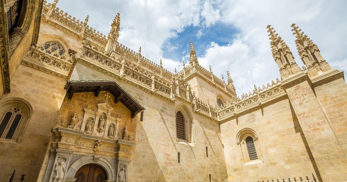 Granada: Catedral y Capilla Real Visita Guiada con Entradas