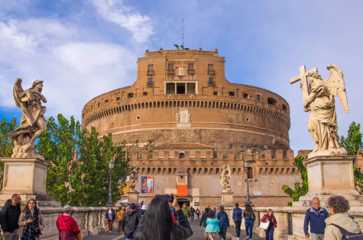 Rome: Castel Sant'Angelo Private Tour & Pre-Reserved Entry