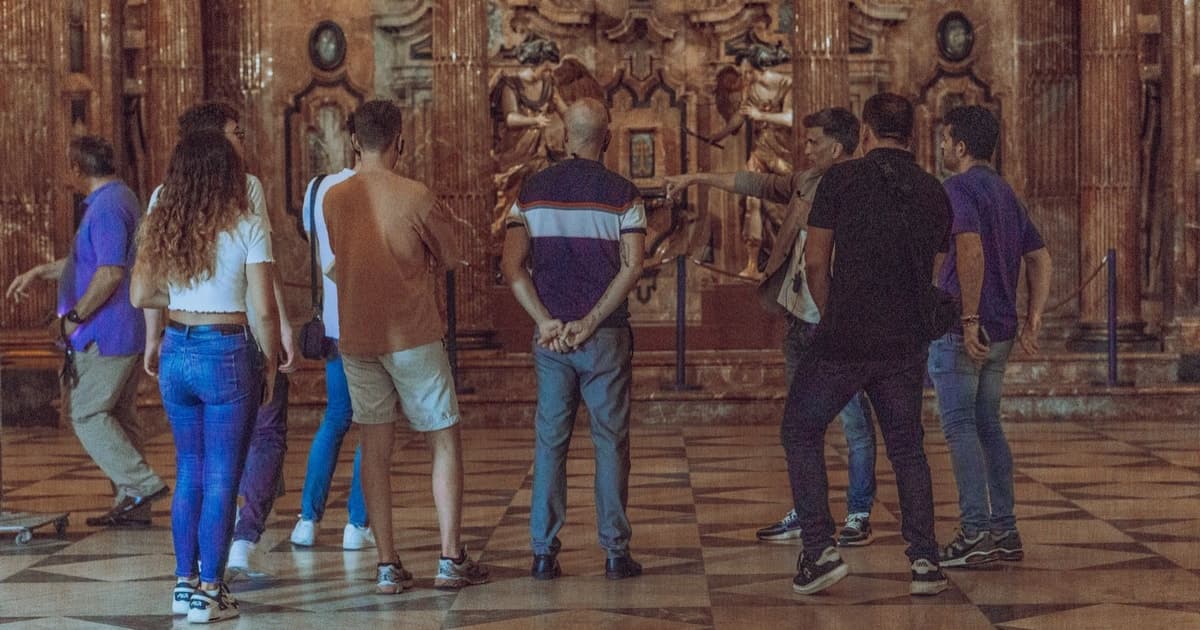 Seville: Royal Alcazar, Cathedral, and Giralda Tower Tour