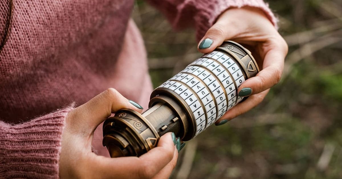 Seville: Outdoor Escape Game - Magic Portal (For Kids)