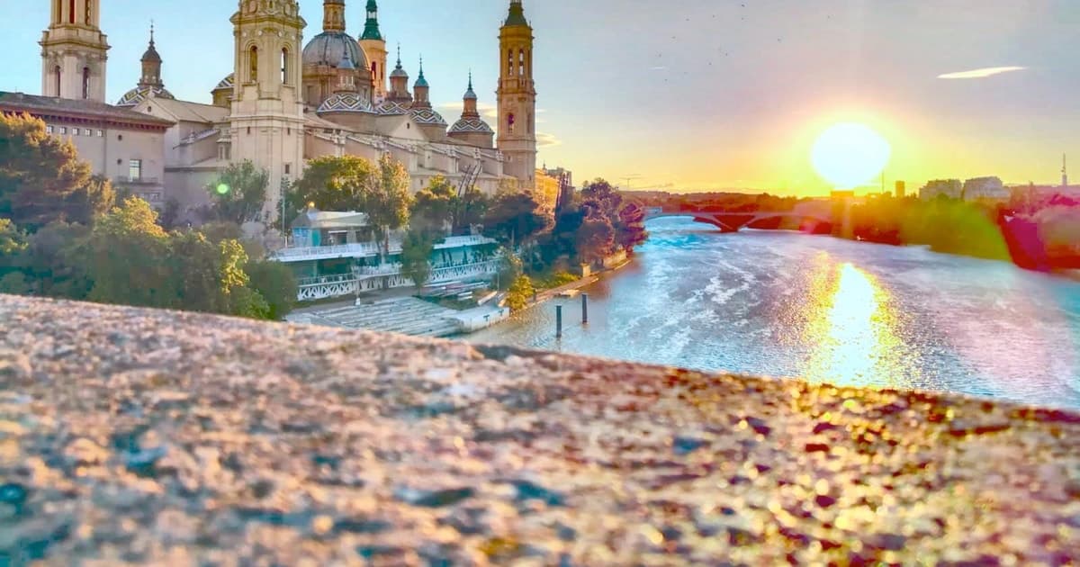 Zaragoza: Visita Histórica del Casco Antiguo con Guía