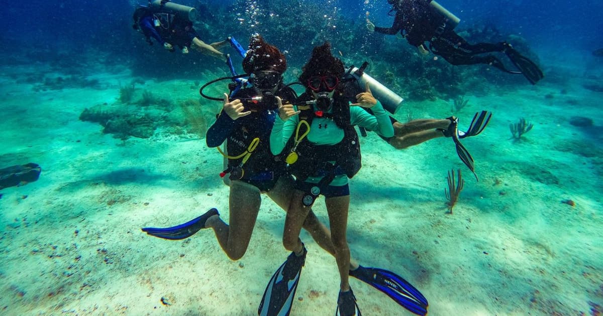 Cancún: Todo incluido Lección de Buceo (2 Tanques)