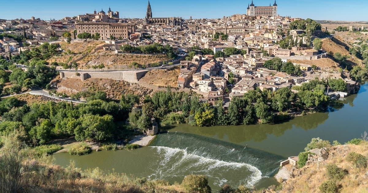 Toledo: Visita Privada a Pie con 7 Entradas a Monumentos
