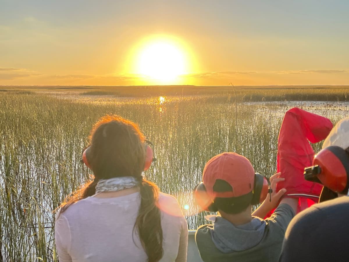 Everglades: tour privado en hidrodeslizador al atardecer por el río de hierba