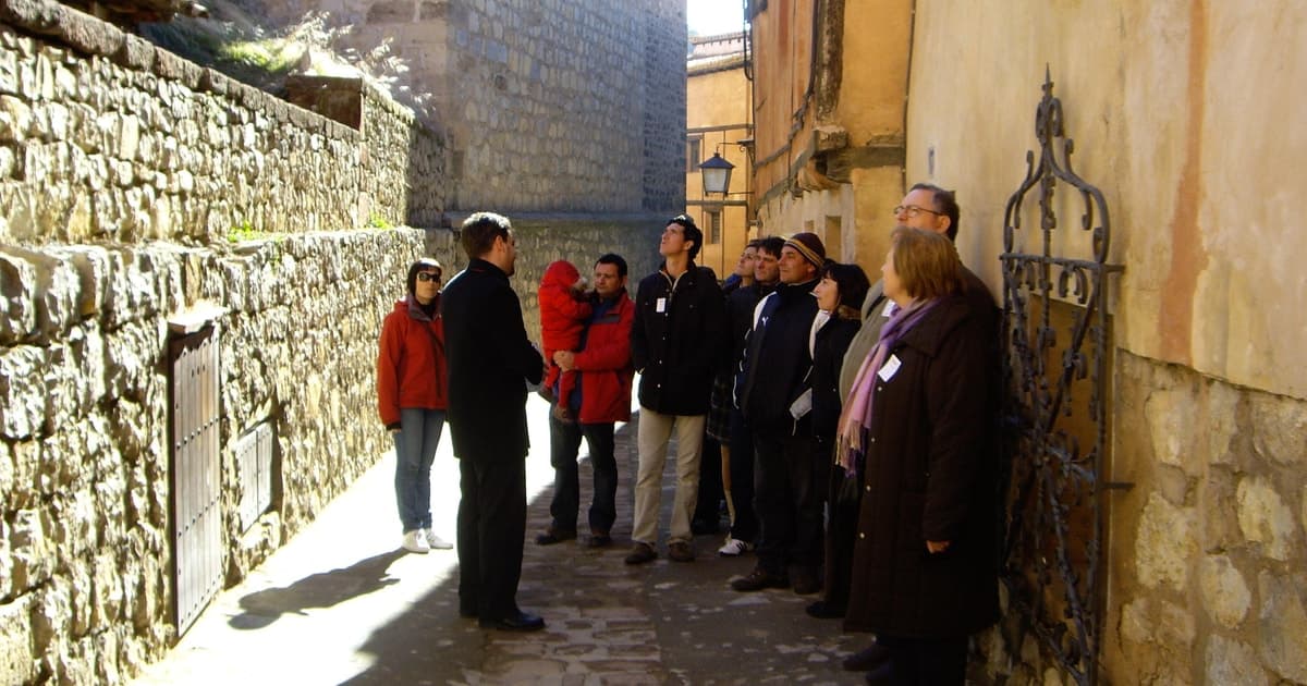 Albarracín Monumental y Casa Museo Pérez Toyuela