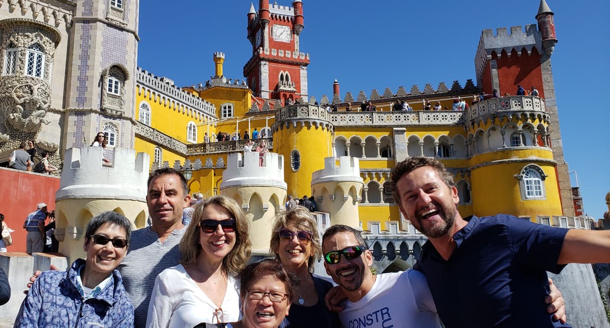 From Lisbon: 10-Hour Palaces Tour in Cascais and Sintra