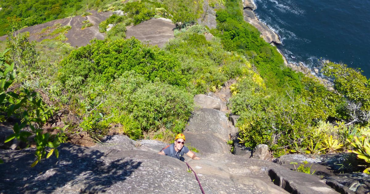Río: ruta de senderismo por el Pan de Azúcar, el pico más emblemático de Brasil