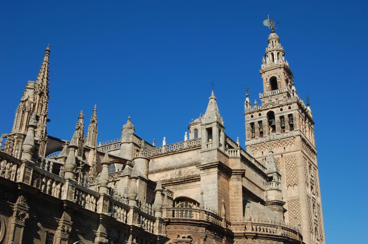 Sevilla: Catedral y Reales Alcázares Tour privado con tickets de entrada