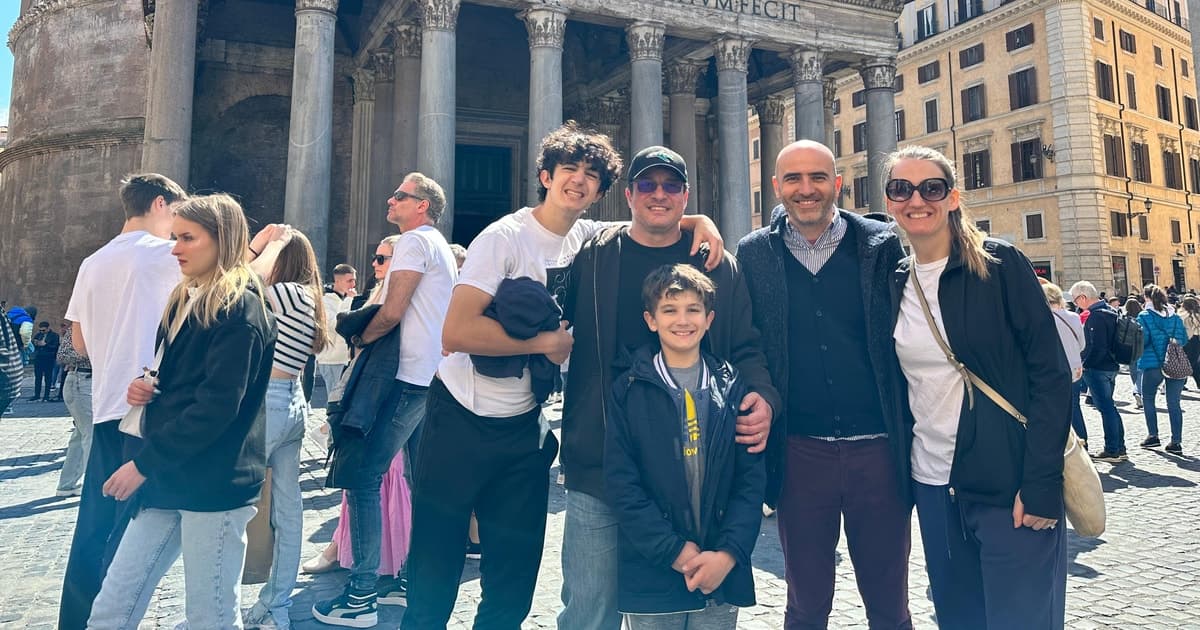 Rome: Kids Game around Pantheon Spanish Steps Trevi Fountain