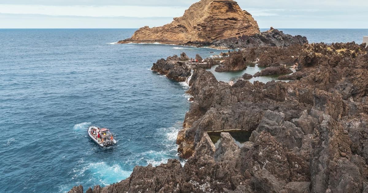 Escapada al Atlántico: tour en barco en Porto Moniz, Madeira