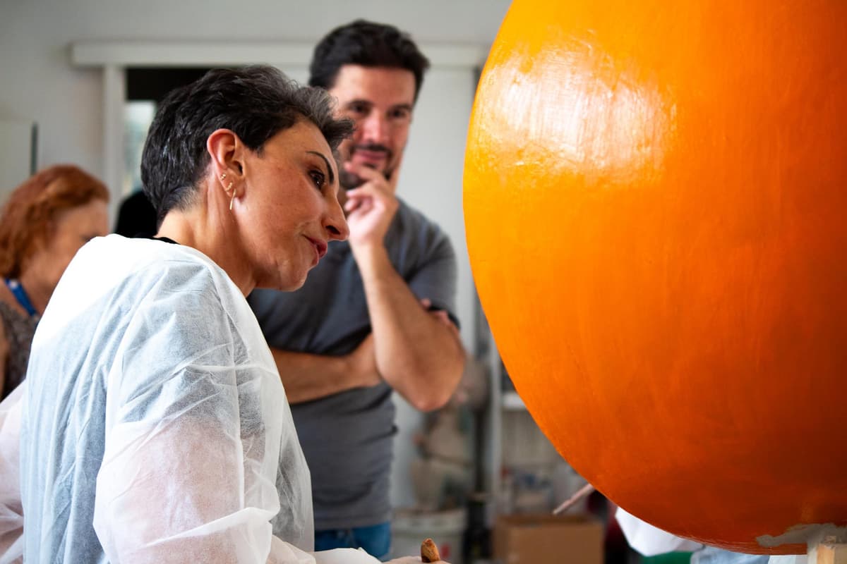Valencia: tour temático de Fallas con taller creativo