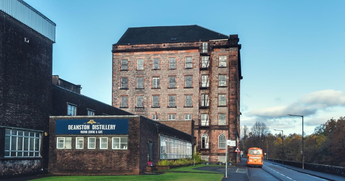 From Edinburgh: Loch Ness, Glencoe and Whisky Tour