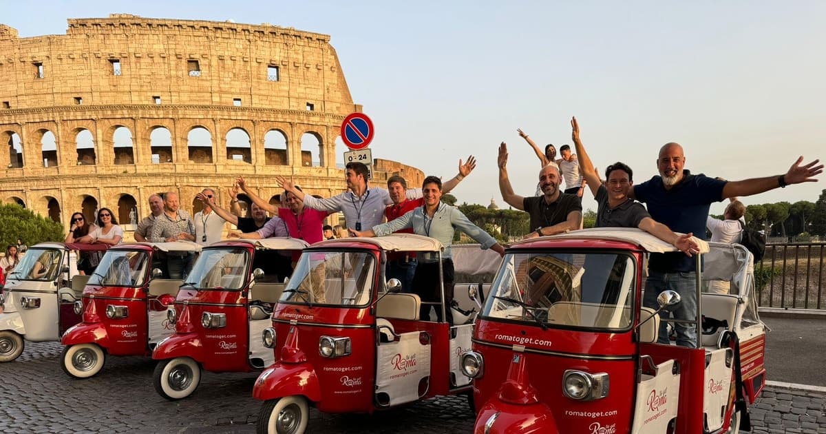 Seven Hills of Rome Tuk-Tuk Tour with Gastronomic Break