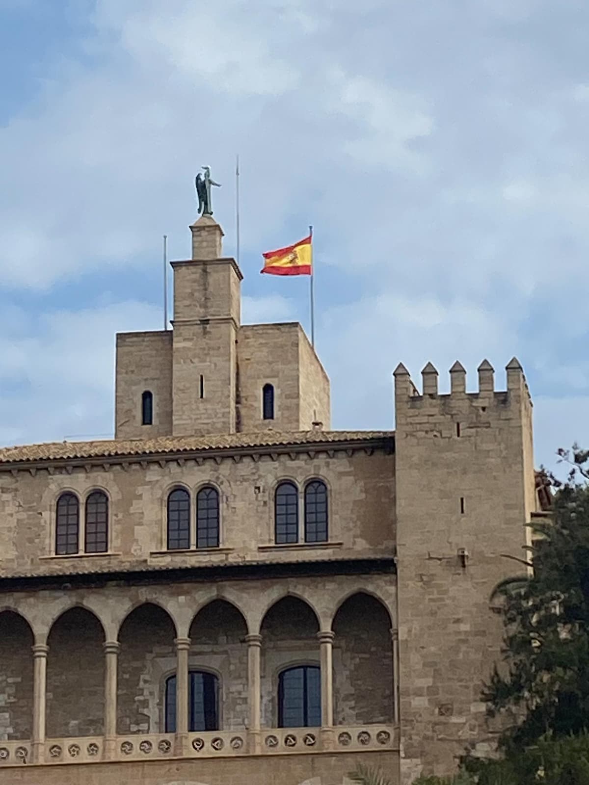 Tour por el casco antiguo y visita a una casa noble en Palma de Mallorca