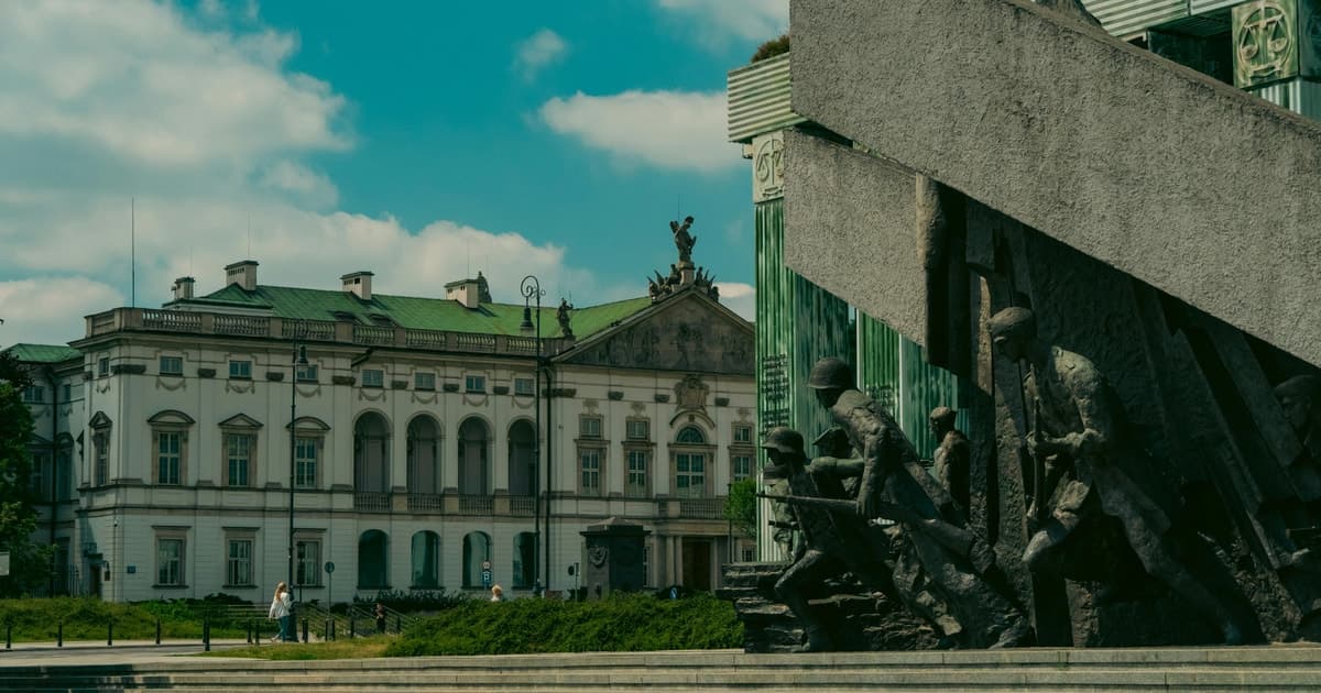 Varsovia: tour a pie privado guiado sobre el Levantamiento de Varsovia en la Segunda Guerra Mundial