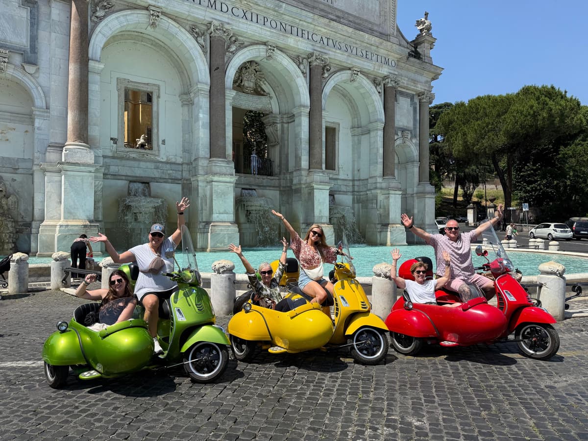 Rome: Vespa Sidecar Tour with Driver