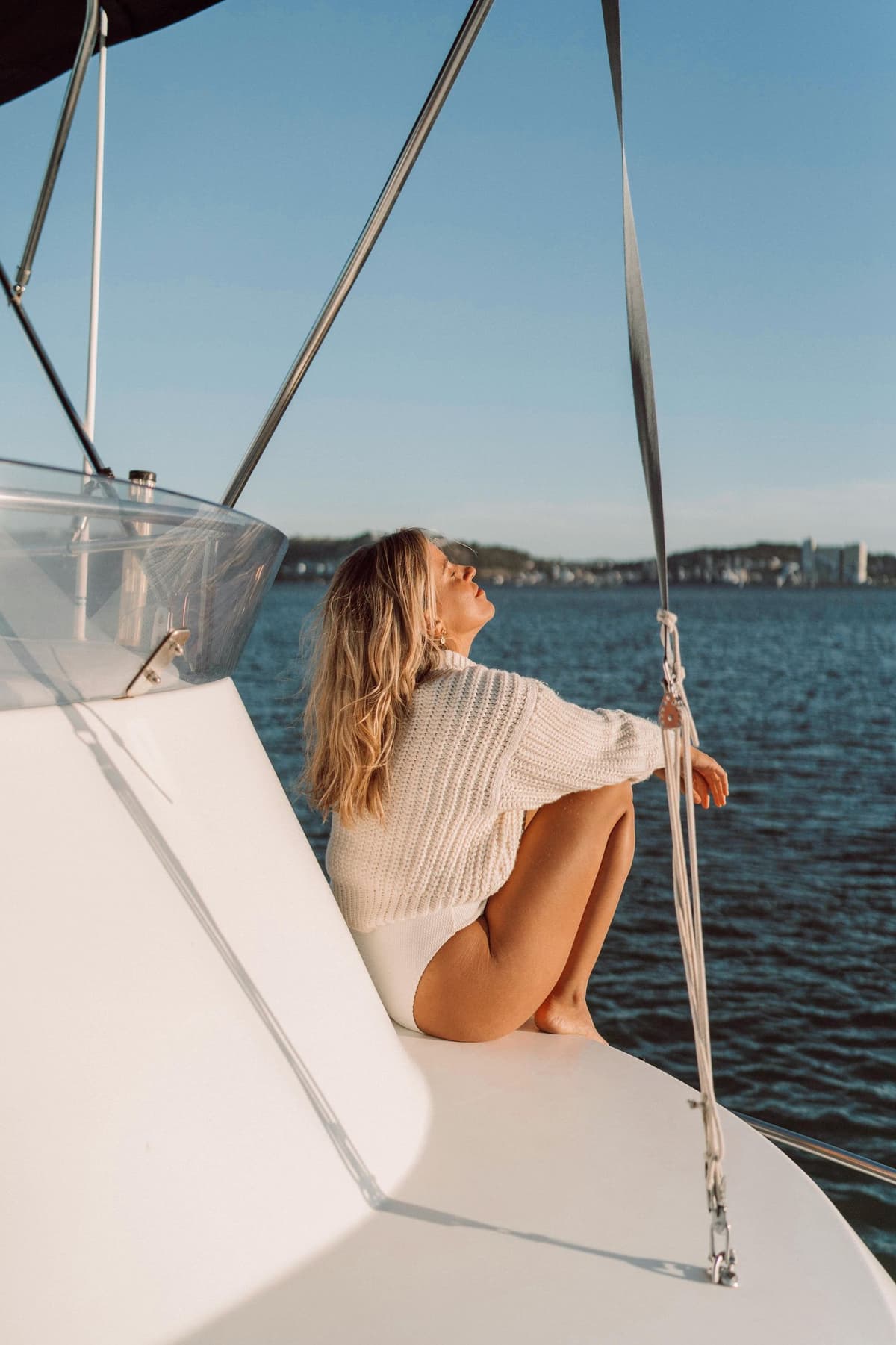 Lisbon: 2h Private Luxury Sunset Cruise with Welcome Drink