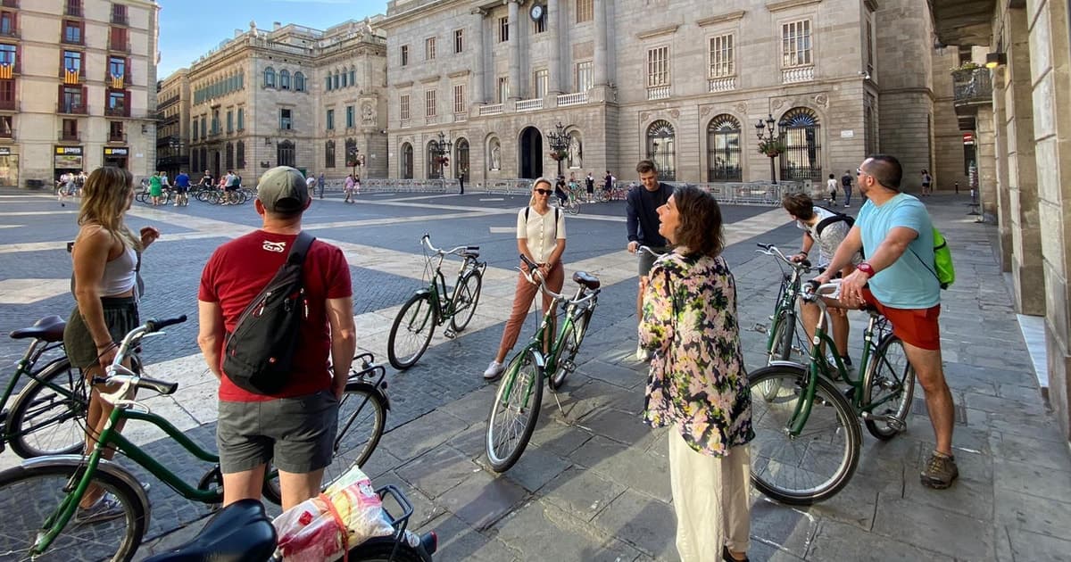 Diseña, bebe y pedalea por el alma de Barcelona
