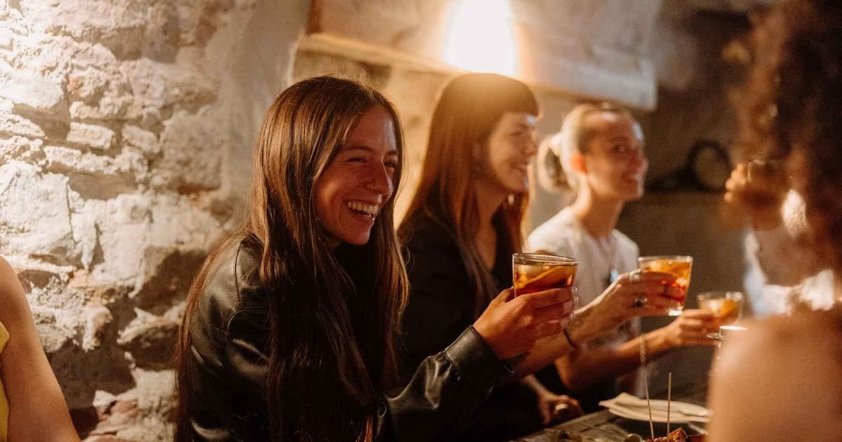 Madrid: Official Time Out Tapas & Drinks Tour in Malasaña