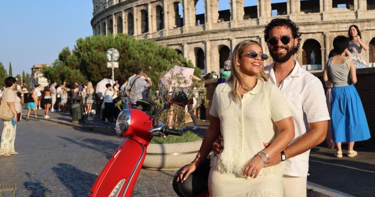 Rome: Private Vespa City Tour & Professional Photos