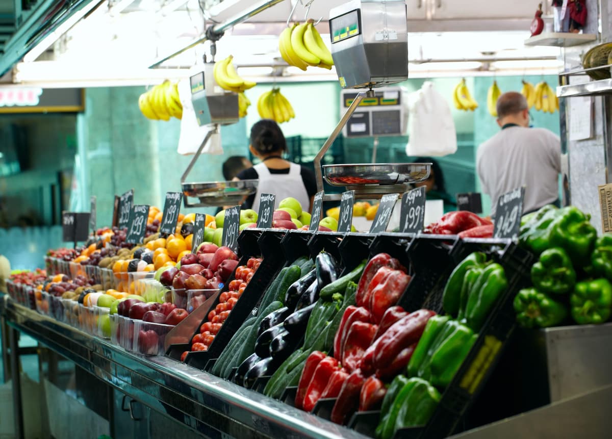 Barcelona: Mercado de la Boquería y tour a pie por el casco antiguo