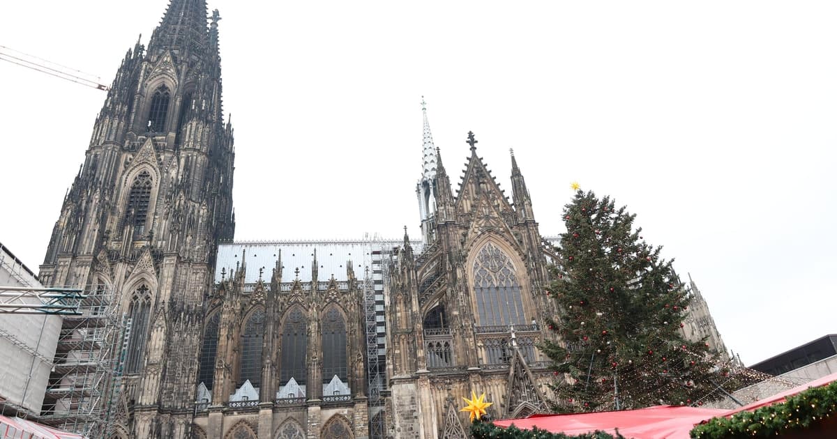 From Amsterdam: Cologne in Germany Day Tour Small Group