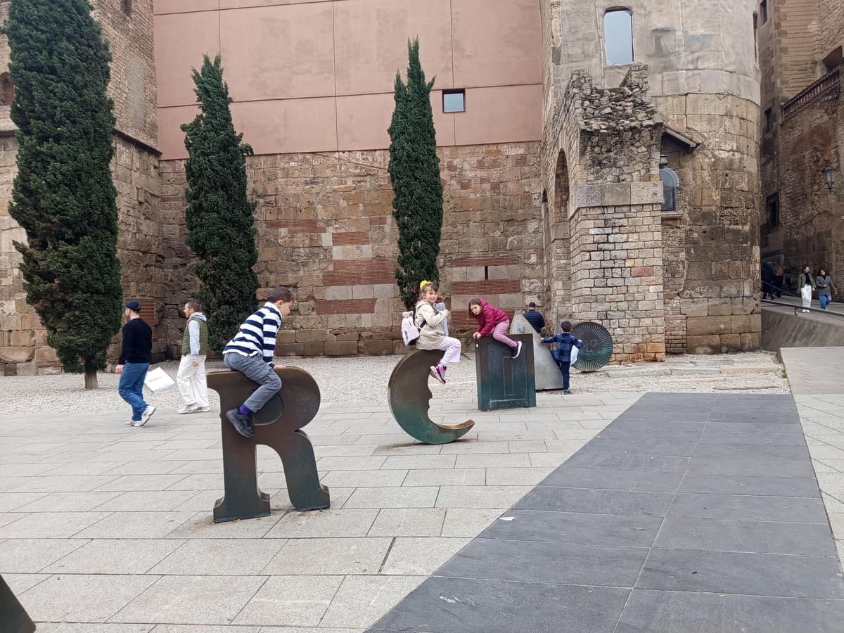 Kids Private Tour: Discover Barcelona’s Hidden City Guardian