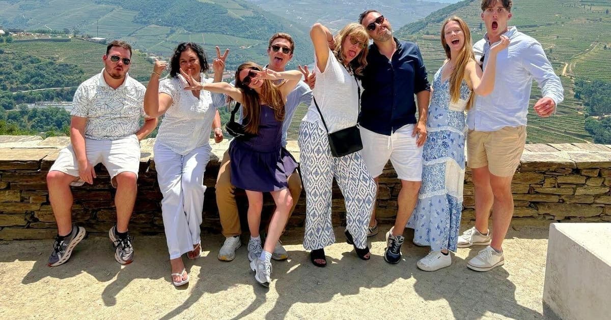 Half-Day Douro Valley Tour with Cruise and Winery Lunch