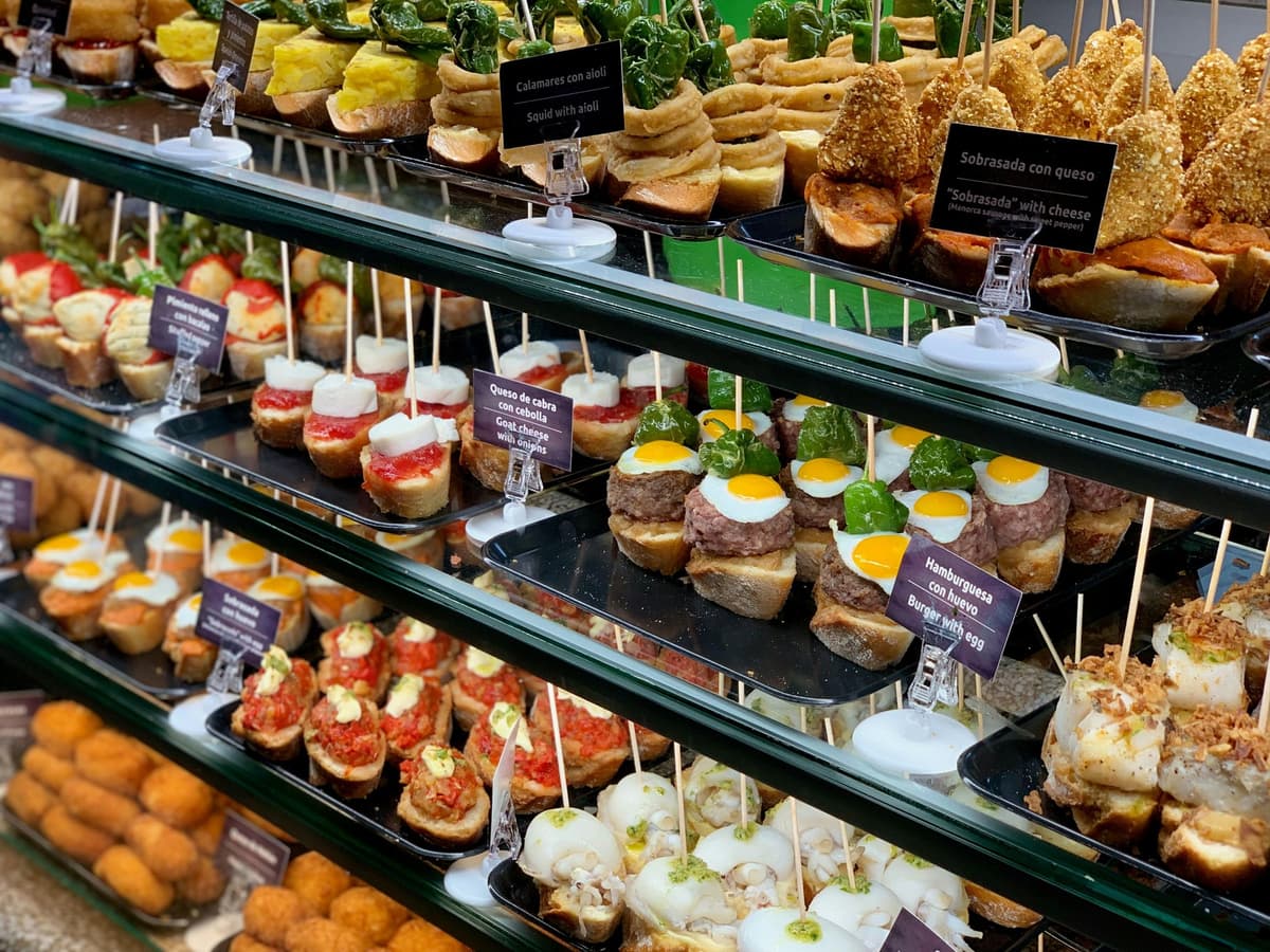 Madrid: Luxury Food Tour with Free Flowing Fine Wine