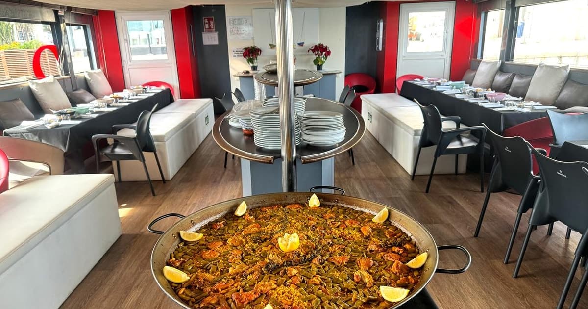 Valencia: viaje en barco por la costa valenciana con almuerzo