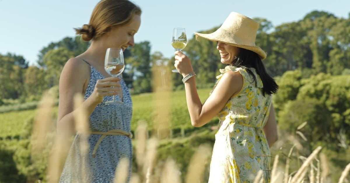 Melbourne: Yarra Valley Wine Bubbles & Kangaroos Tour