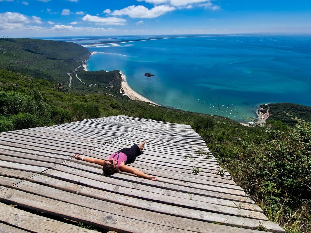 From Lisbon: Arrábida Day Tour & Wine Tasting