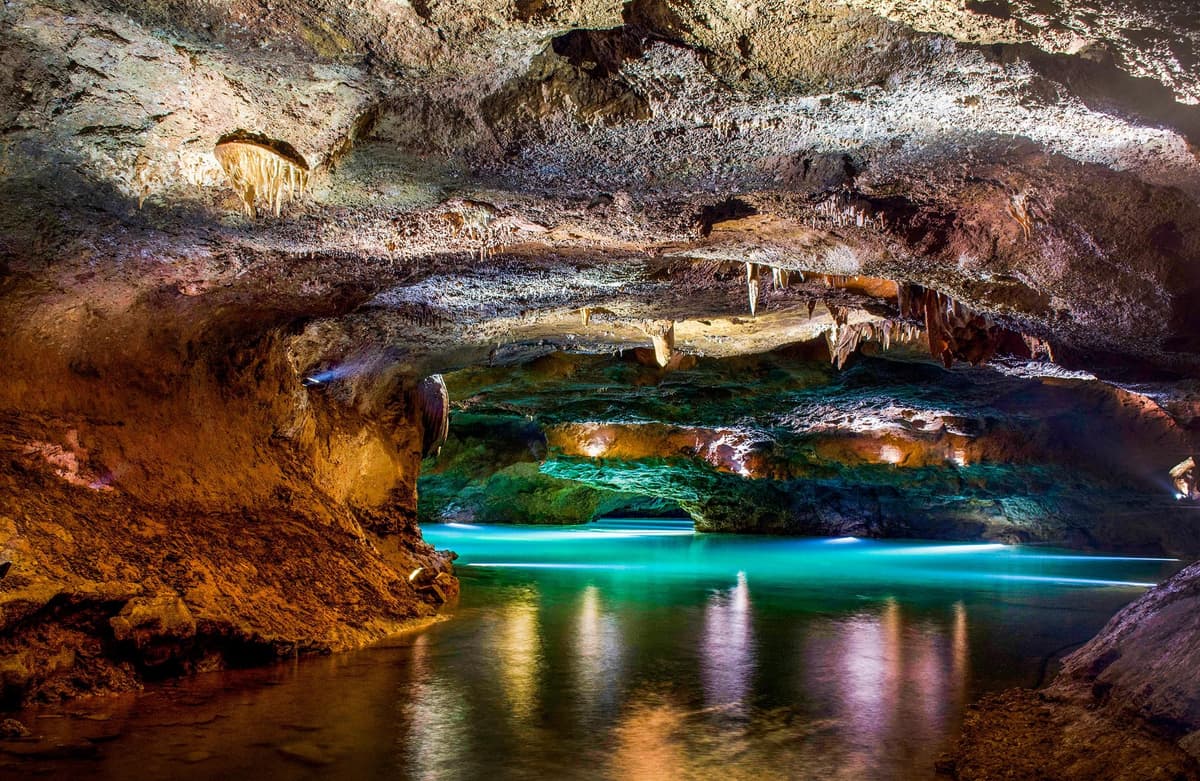 Valencia: excursión de 1 día a las cuevas de San José y a una cascada de verano