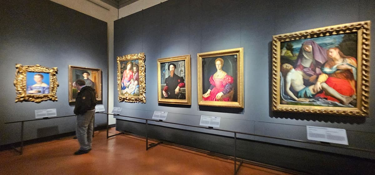 Florence: Uffizi Gallery, Free Museum Day With a Guide