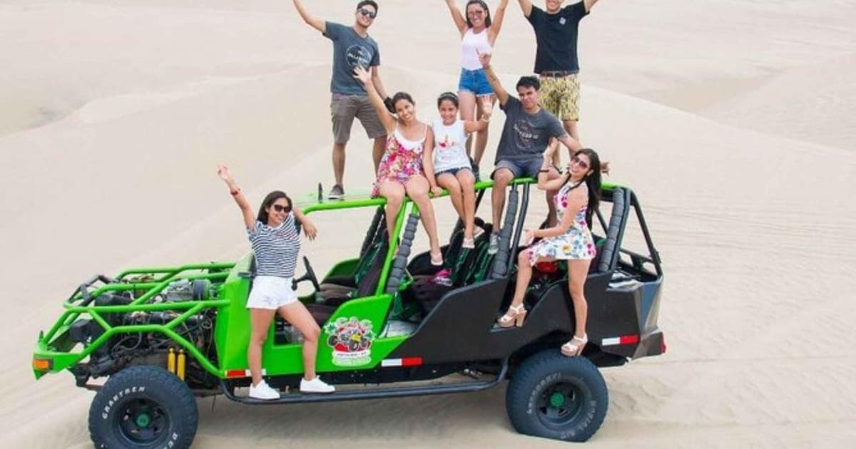 Lima: Excursión guiada de un día a Paracas y el Oasis de la Huacachina
