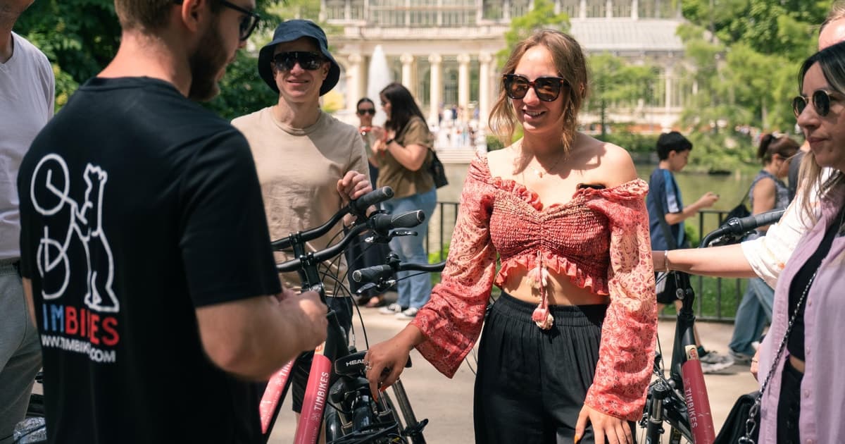Madrid: tour guiado en bici de 3 h por lo más destacado con tapas opcionales