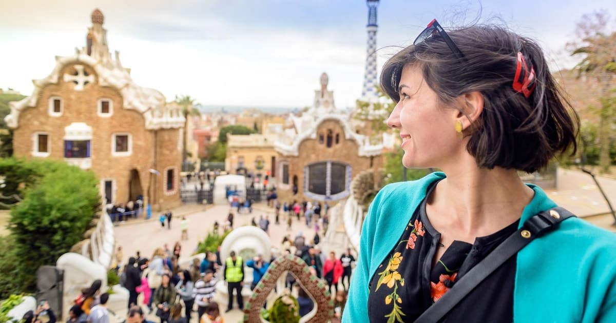 Gaudí Premium Small-Group Tour: Park Güell & Sagrada Familia