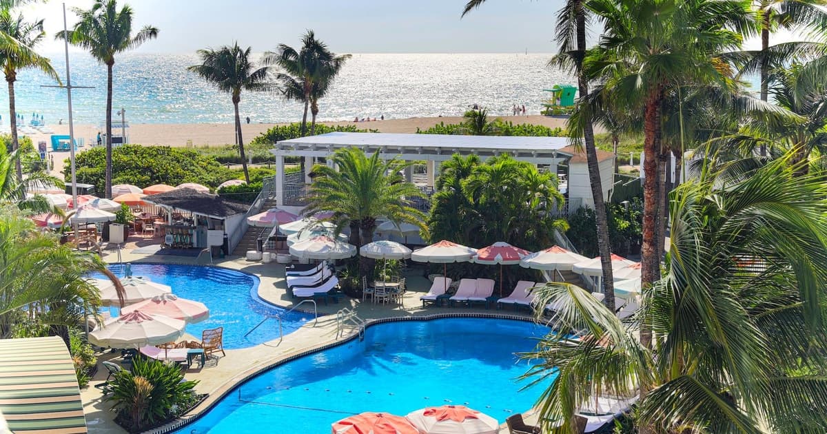 Miami Beach: pase para la piscina del Hotel Savoy + acceso a la playa