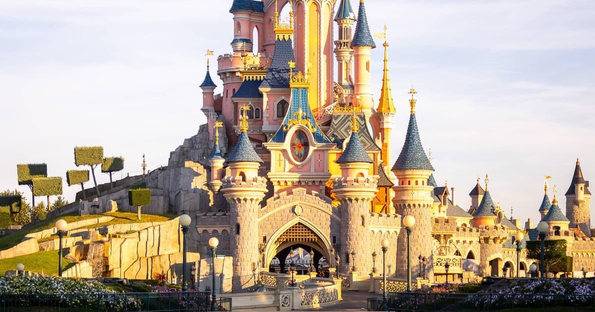 Disneyland® Paris Tickets for Train and Parks