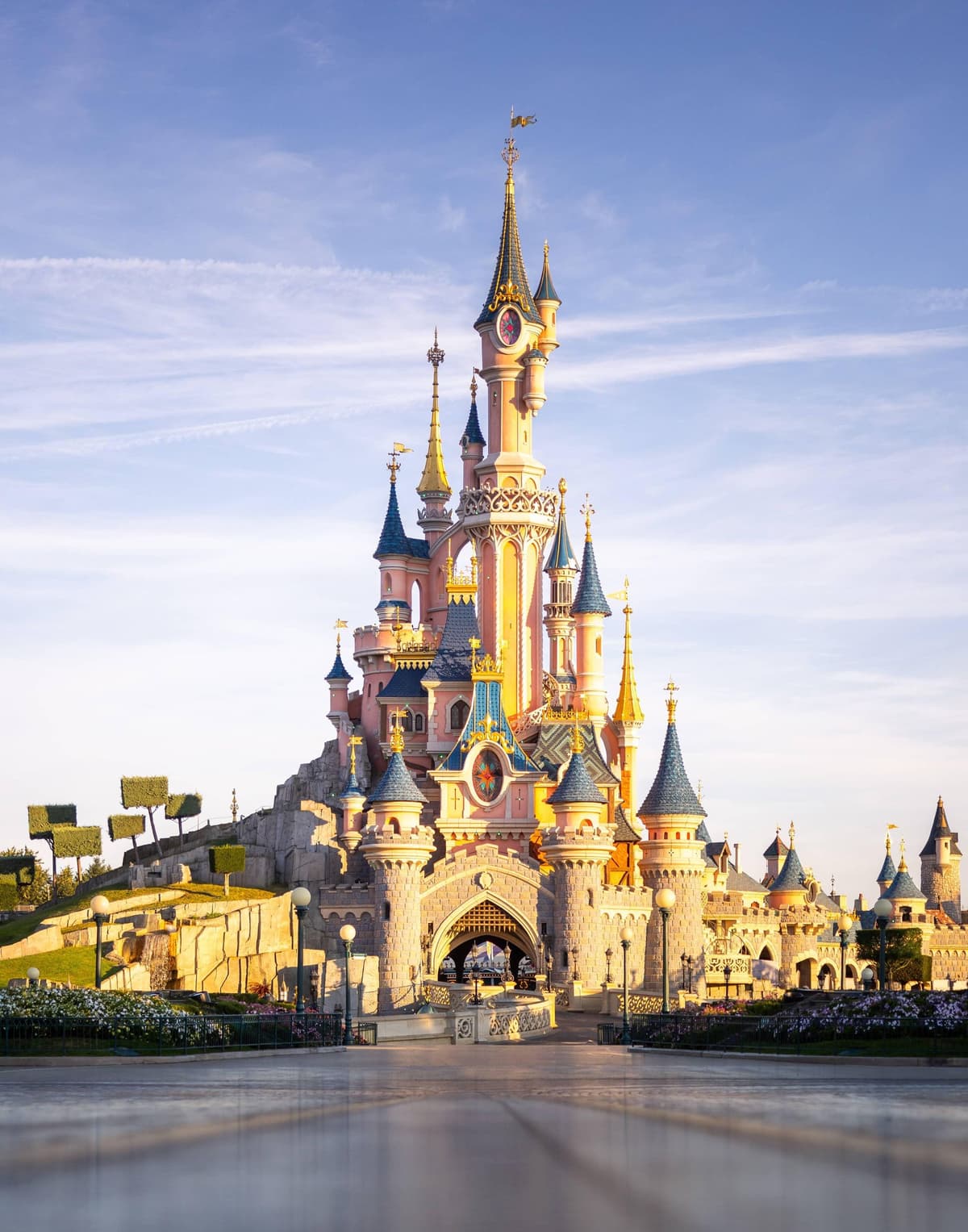 Disneyland® Paris Tickets for Train and Parks