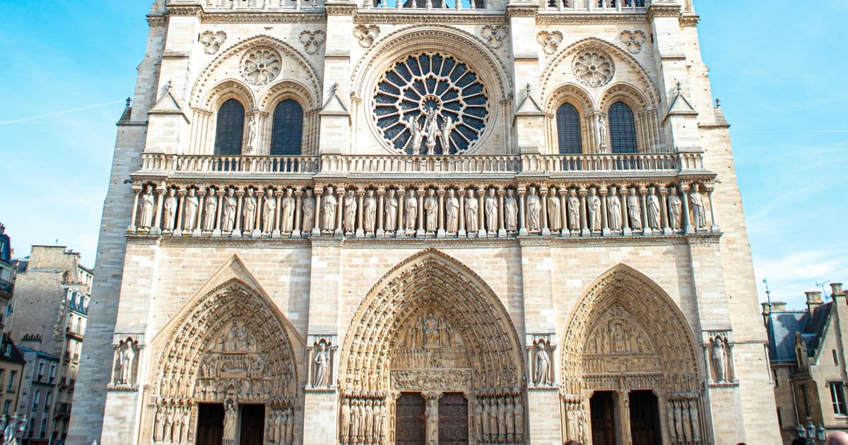Paris: Ile de la Cité - Notre-Dame Exterior & Seine Cruise