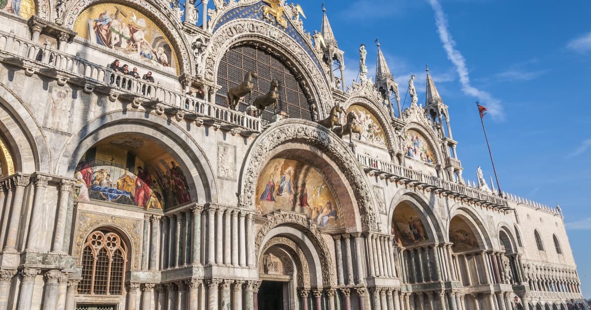 From Lake Garda: Venice City and Lagoon Guided Tour