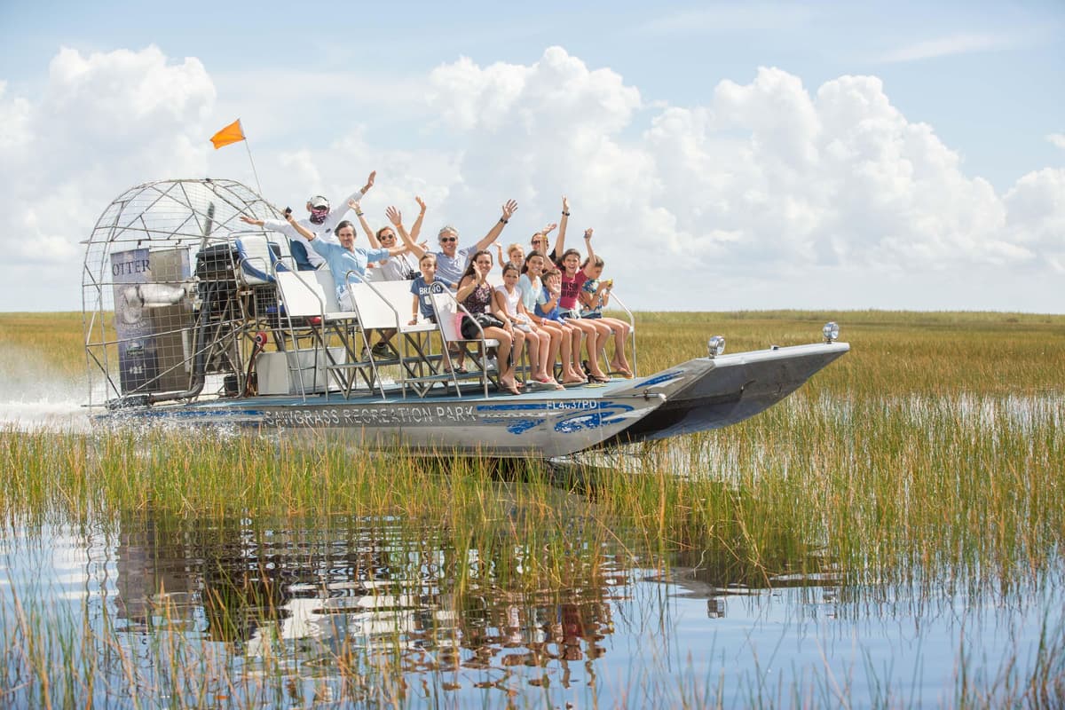 Miami: hidrodeslizador en Everglades, exposición de fauna y autobús de ida y vuelta
