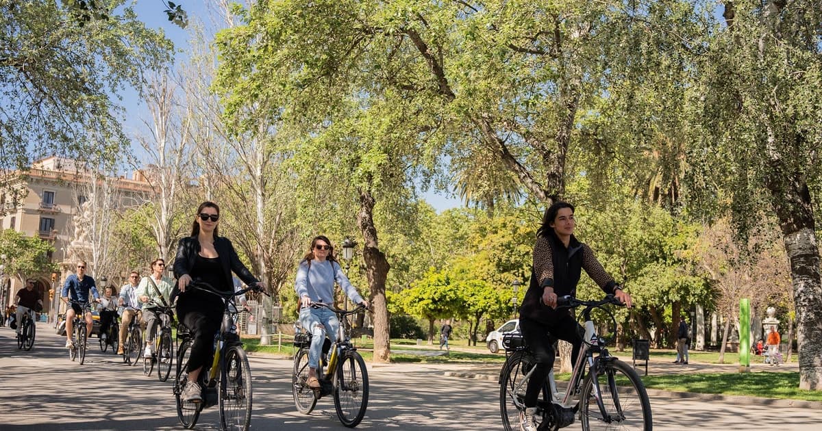Barcelona: tour en bicicleta eléctrica por los puntos destacados de Gaudí