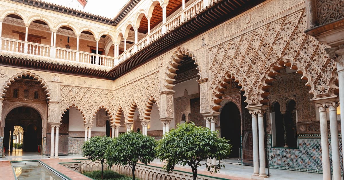 Seville: VIP Exclusive Early Access Tour of The Alcazar