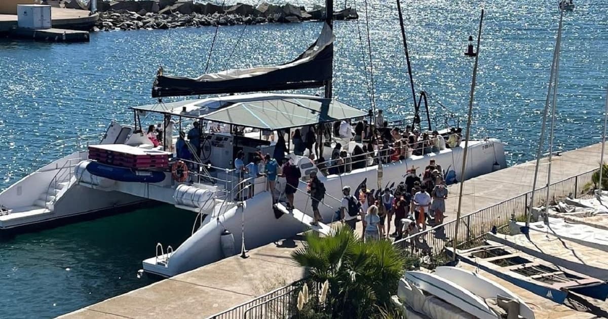 Barcelona: Puesta de sol con Dj, bebidas y snacks