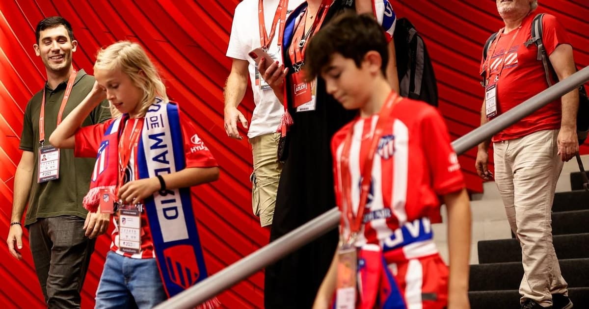 Atlético de Madrid: Guided Stadium Tour with Museum Entry