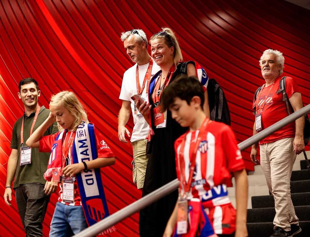 Atlético de Madrid: Visita guiada al estadio con entrada al Museo