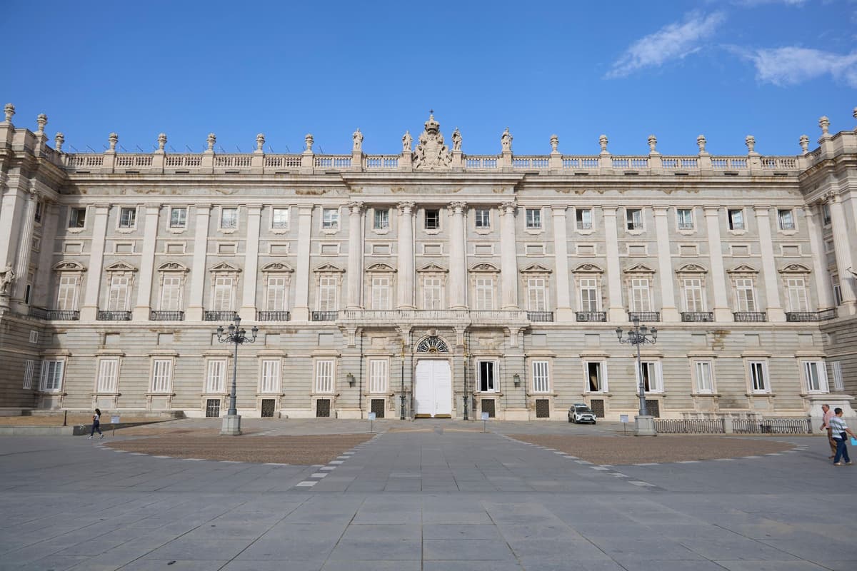 Madrid: visita guiada al Palacio Real y la catedral de la Almudena