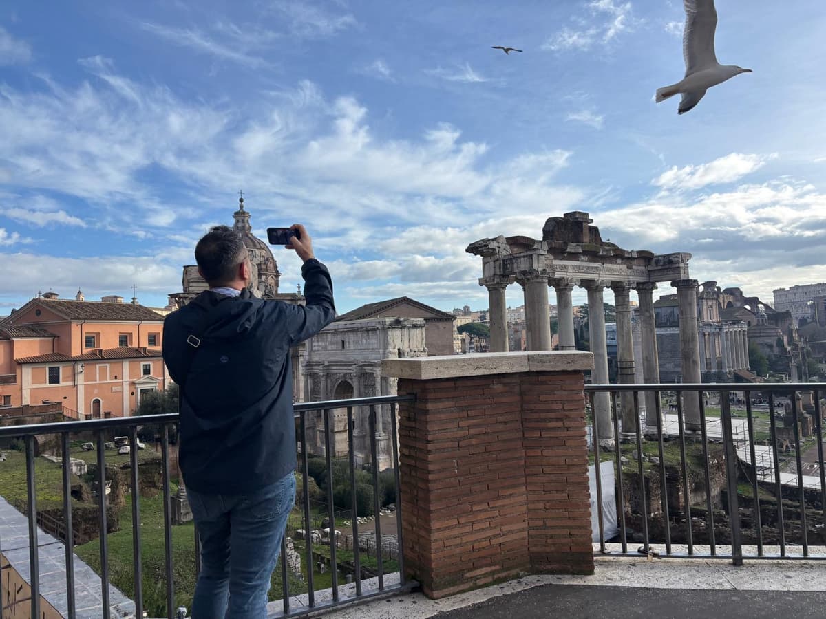 Palatine Hill & Roman Forum Experience with Multimedia Video